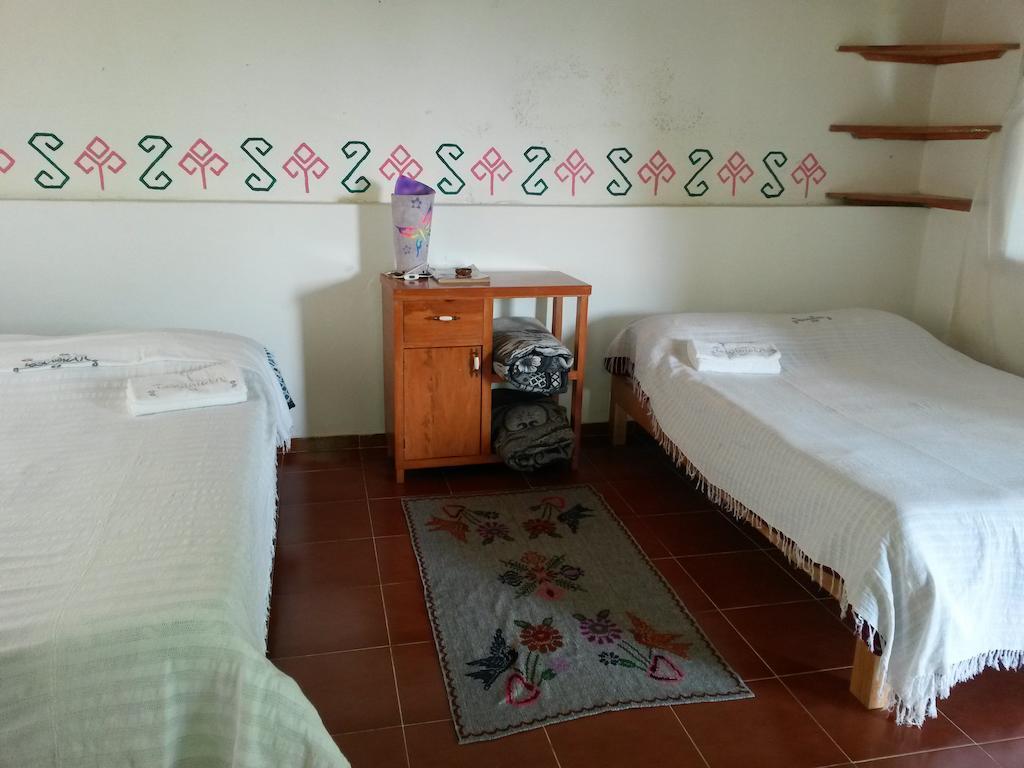 Hotel Taselotzin Cuetzalán Ruang foto